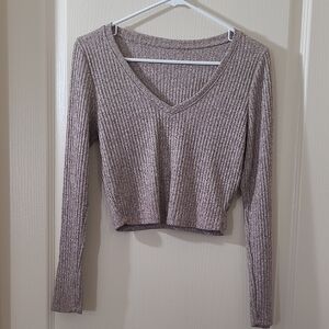 NO BRAND/TAGS Ribbed V-Neck Long Sleeve Crop Top